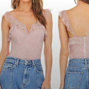 ASTR The Label Lily Lace Bodysuit in Pink